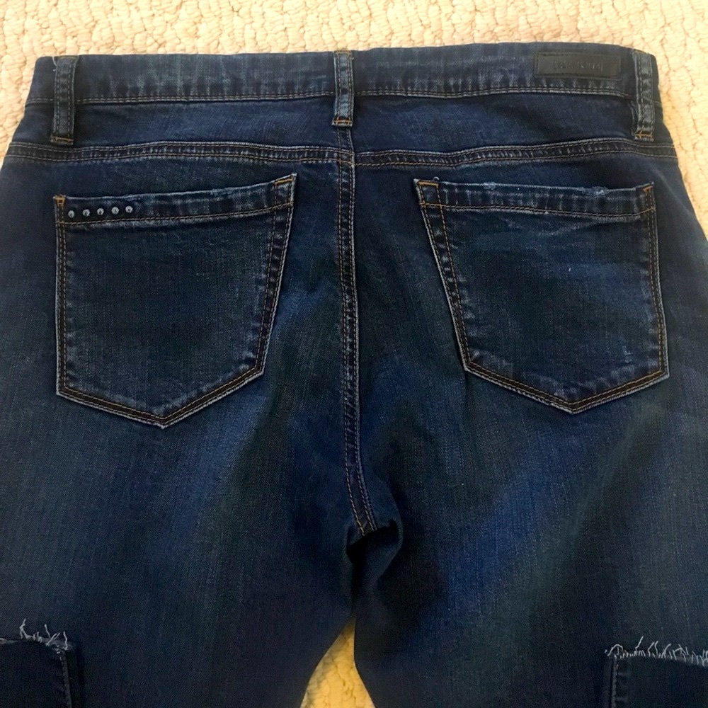 Blank jeans. 29